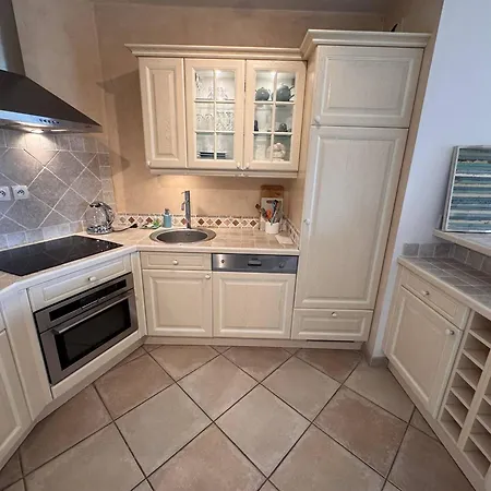 Appartement Centre Village, Vue Dégagée - Fr-1-726-73